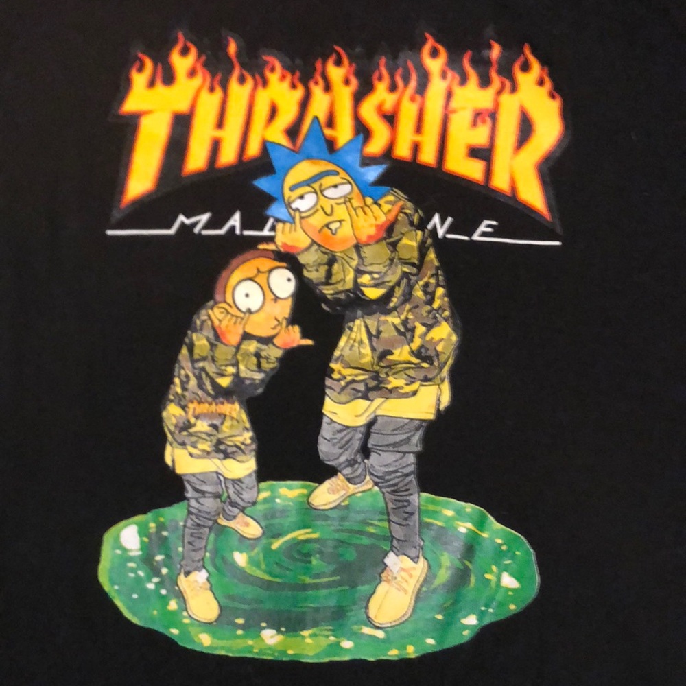 Rick & Morty Thrasher Print Tshirt Size XL